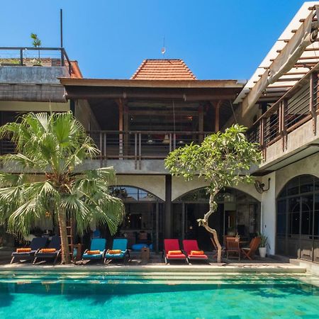 Niconico Mansion By Villa Finder Seminyak Buitenkant foto